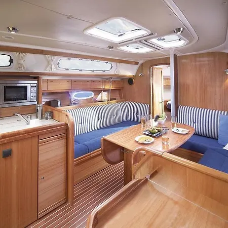 Boat In 보트호텔 *