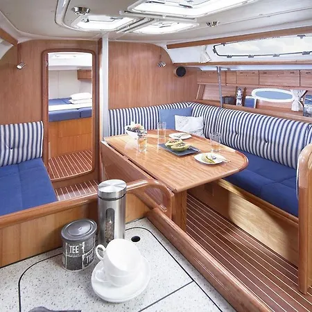 Boat In 스플리트
