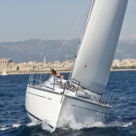 보트호텔 Boat In *